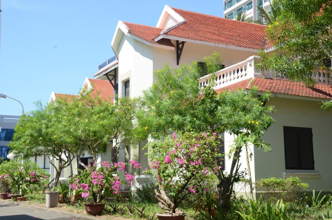 Dtc Hotel Danang Exterior photo